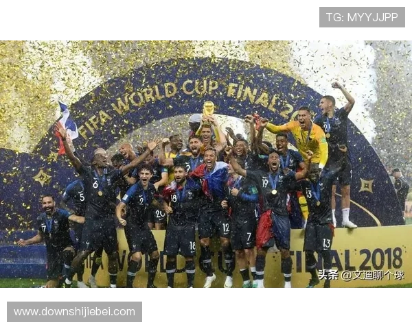 足球世界杯图片大全高清大图欣赏，感受足球盛事带来的激情与荣耀